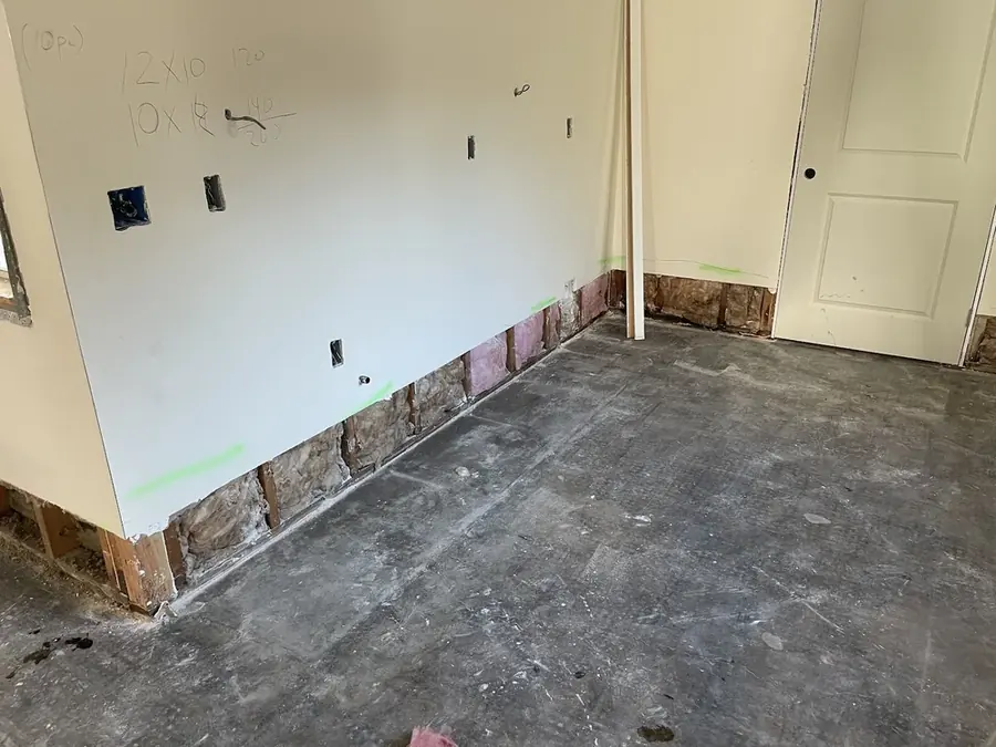 Storm flood water damage cleanup in a Williamstown, NJ home